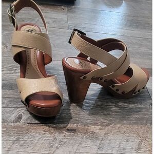 Johnston & Murphy leather wood studded platform shoes Size 7